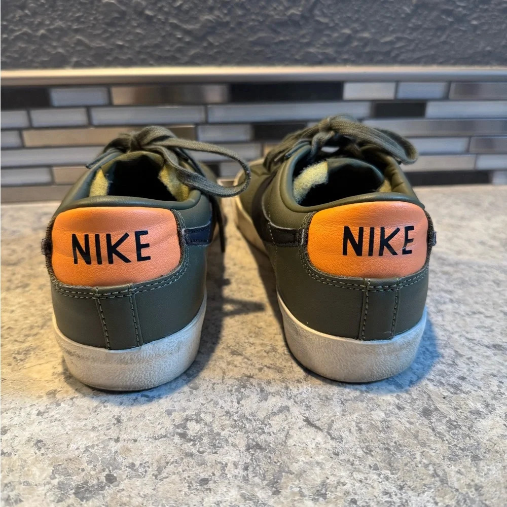 Nike Women’s Blazer Low 77 Sneakers - Picture 4 of 10